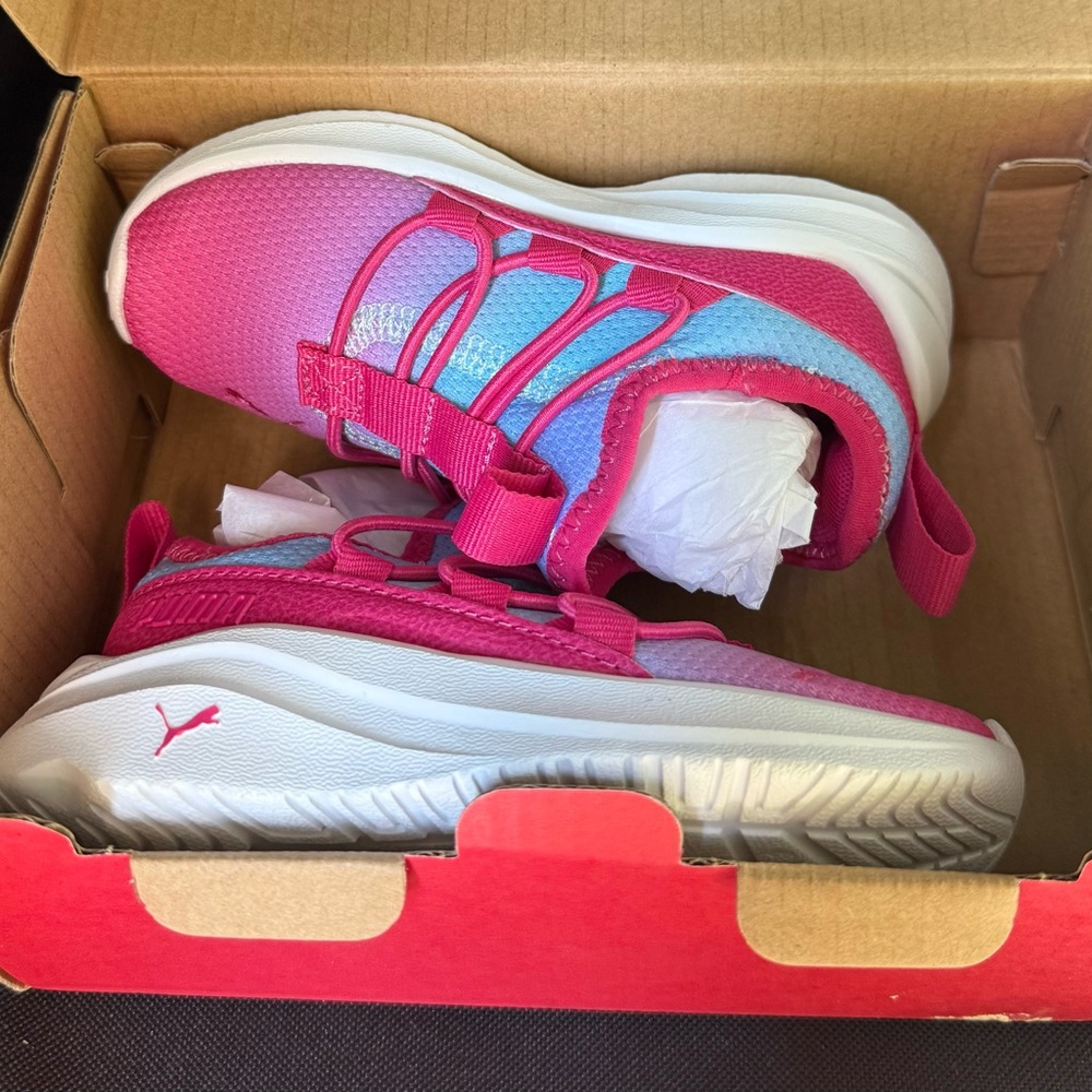 NWOT Puma One4all Sugar Rush- toddler girl sneaker 7C